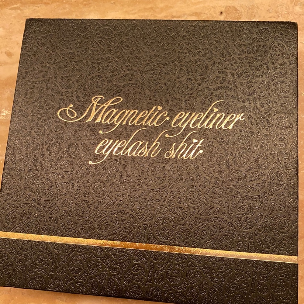 Magnetic Eyelashes